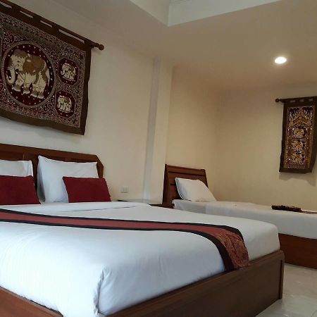 The Chillax Pattaya Hotel Exterior photo