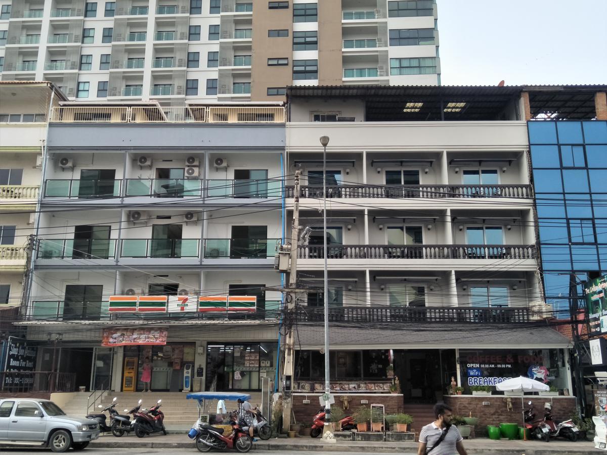 The Chillax Pattaya Hotel Exterior photo