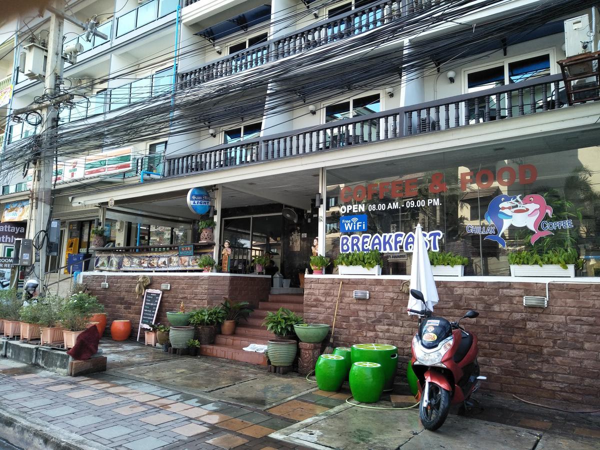 The Chillax Pattaya Hotel Exterior photo