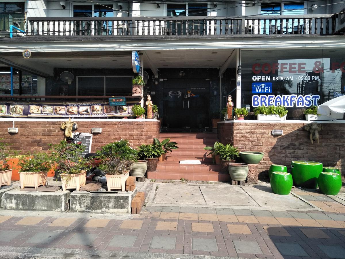 The Chillax Pattaya Hotel Exterior photo