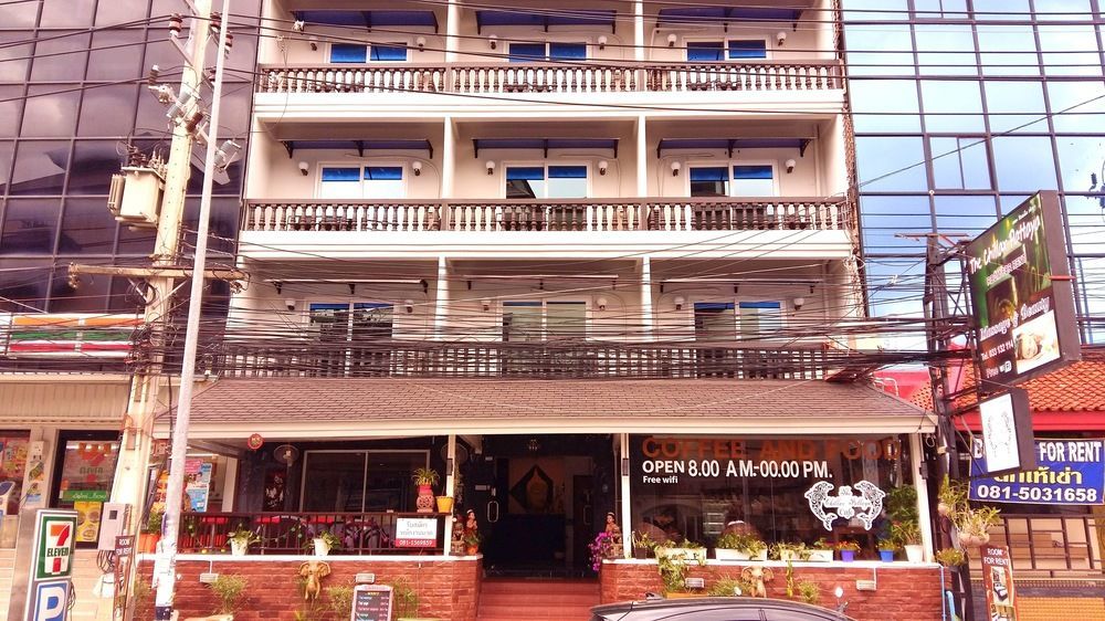 The Chillax Pattaya Hotel Exterior photo