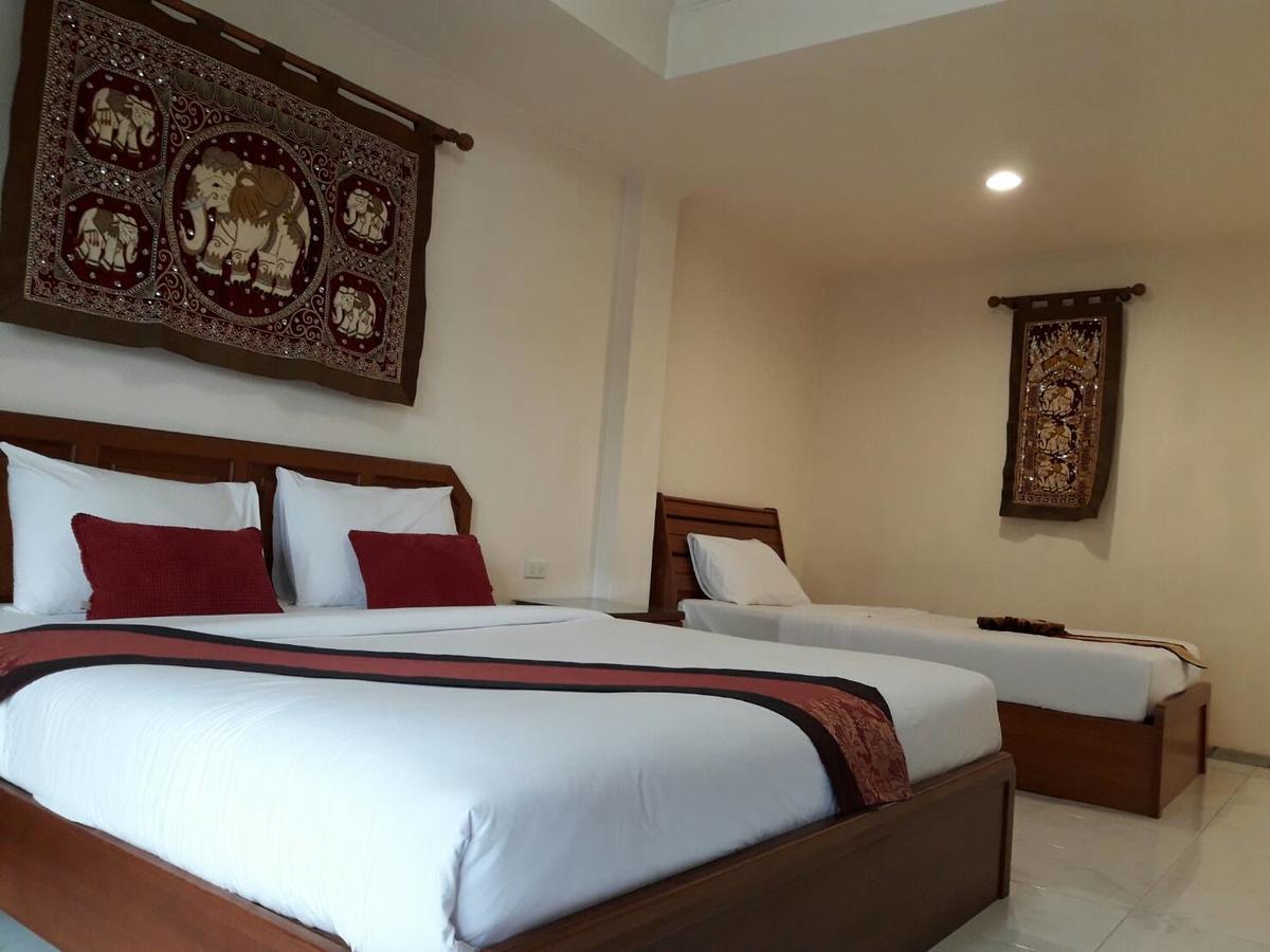 The Chillax Pattaya Hotel Exterior photo
