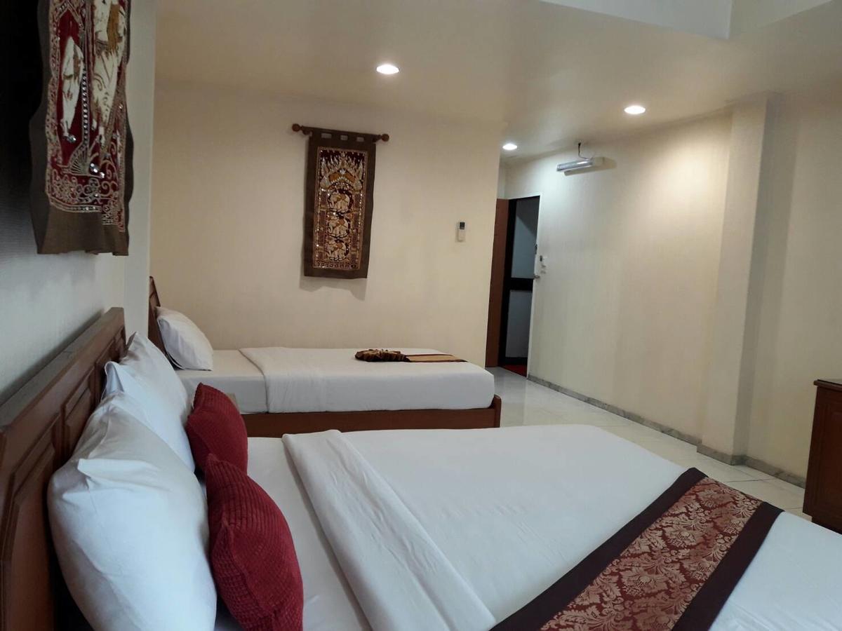 The Chillax Pattaya Hotel Exterior photo