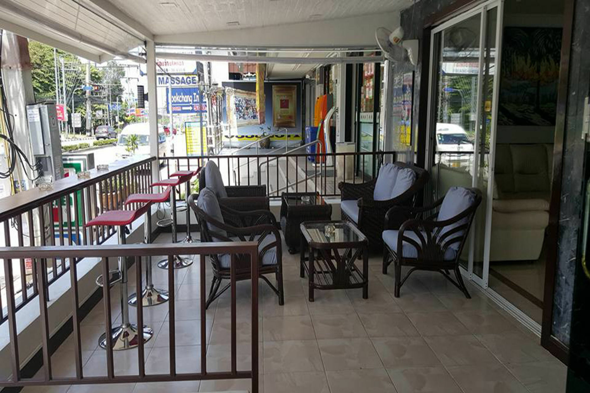 The Chillax Pattaya Hotel Exterior photo