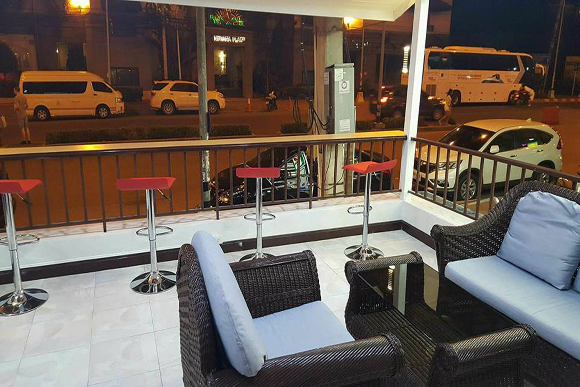 The Chillax Pattaya Hotel Exterior photo